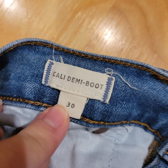 Madewell Cali Demi Boot Cut Jeans Size 30 - Picture 4 of 8